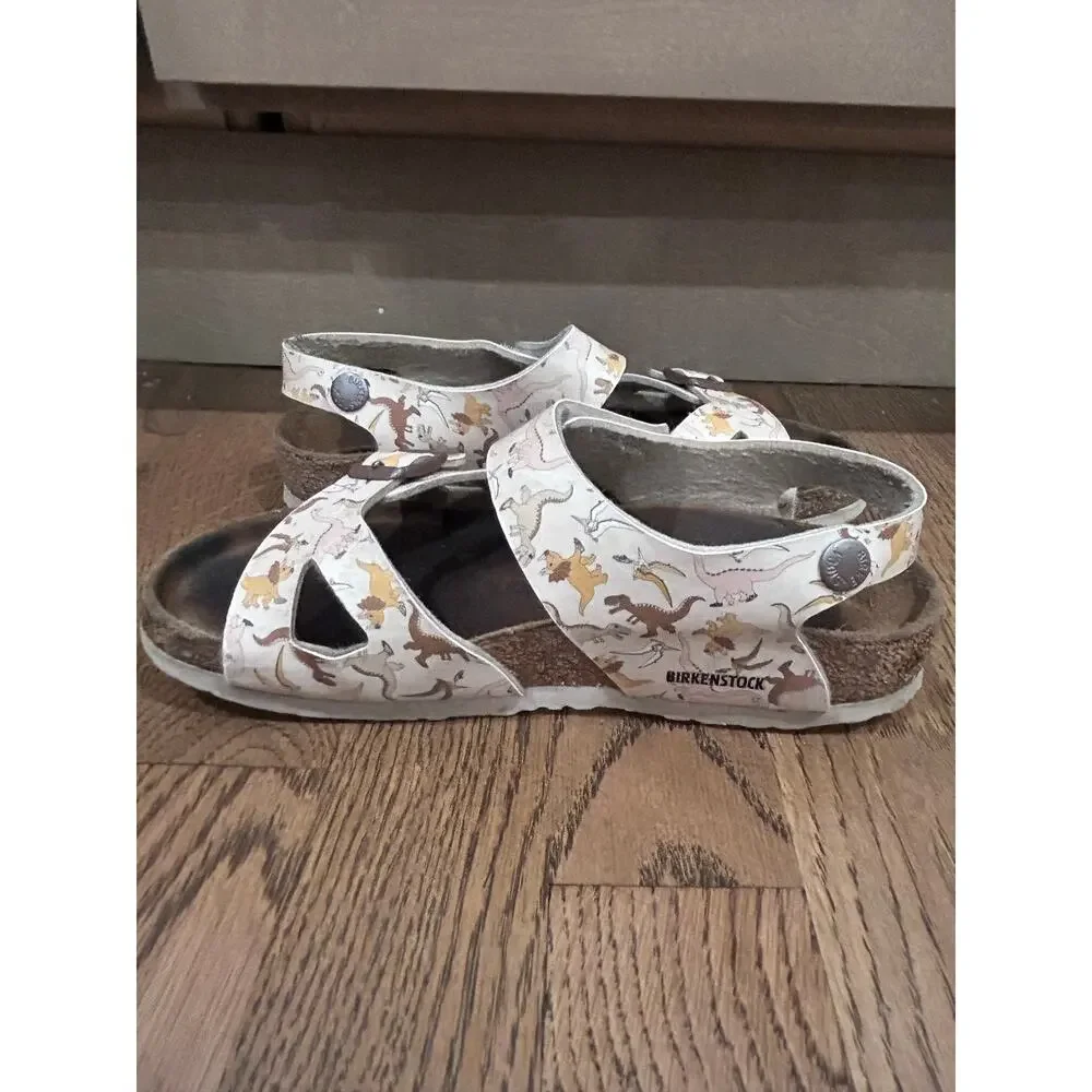 Birkenstock give your